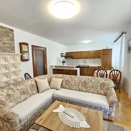 Milan Nv 1 - For 6 Persons With Terrace And Grill Apartment